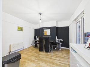 Dining Room- click for photo gallery
